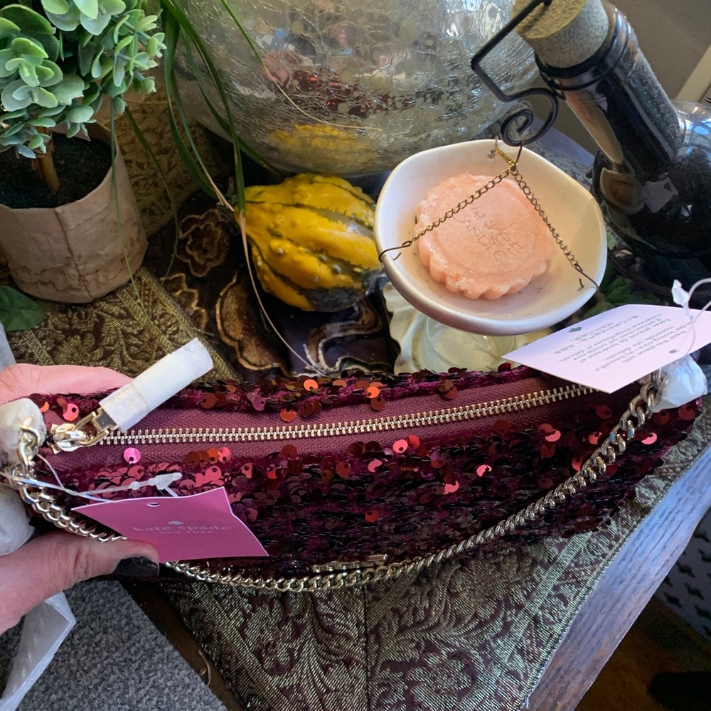 Authentic KATE SPADE Sequins top zip Clutch/shoulder/Crossbody - Picture 8 of 15